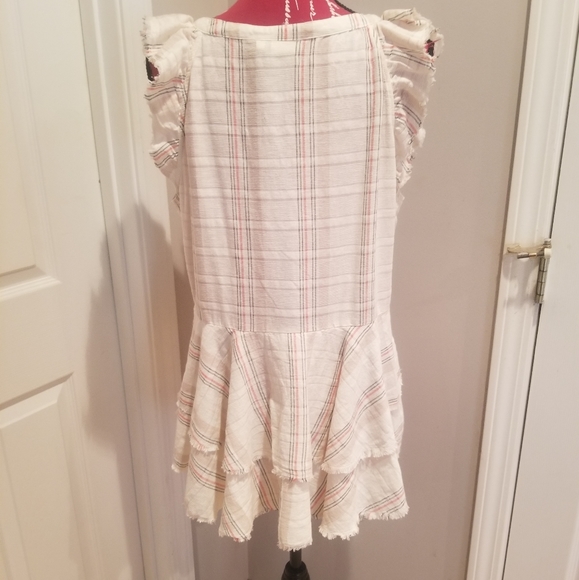 True Craft Ruffle Top - Picture 2 of 4